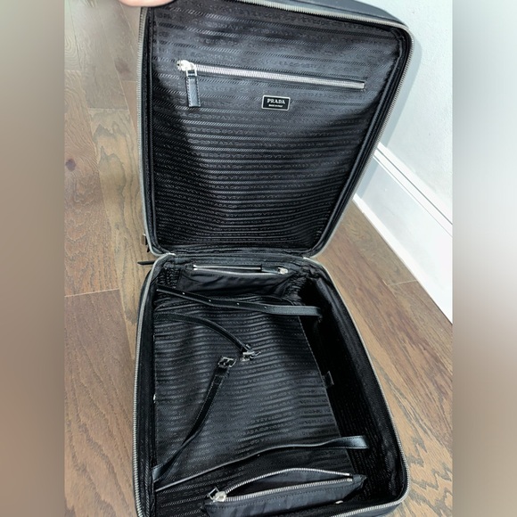 💯 PRADA Logo Black Nylon Carry On Suitcase w/ auth card - Picture 6 of 14